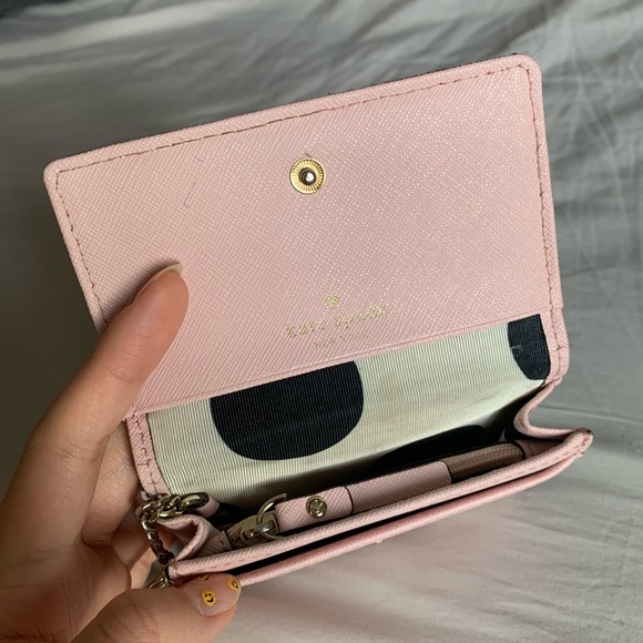 Authentic Kate Spade Darla wallet in light pink - Picture 3 of 4
